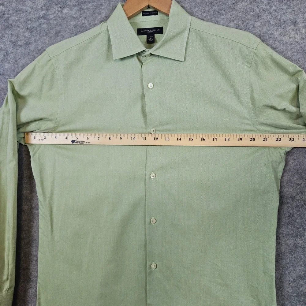Banana Republic Men's‎ Fitted Green Size M 15-15 1/2 Texture Striped Dress Shirt